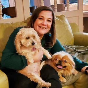 Meet your Posher, Claudia